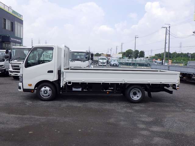 Hino Dutro 6