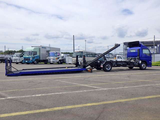 Mitsubishi Fuso Canter 11