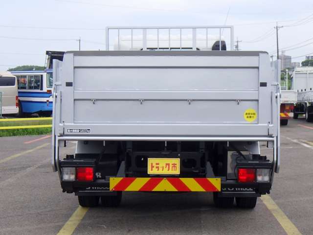 Hino Ranger 8