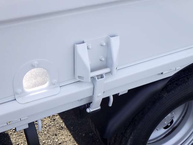 Mitsubishi Fuso Canter 10