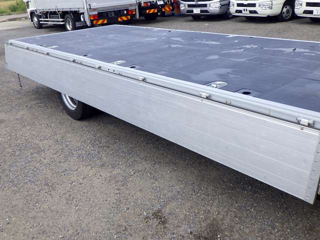 Isuzu Elf 11