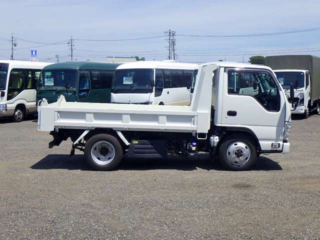 Isuzu Elf 7
