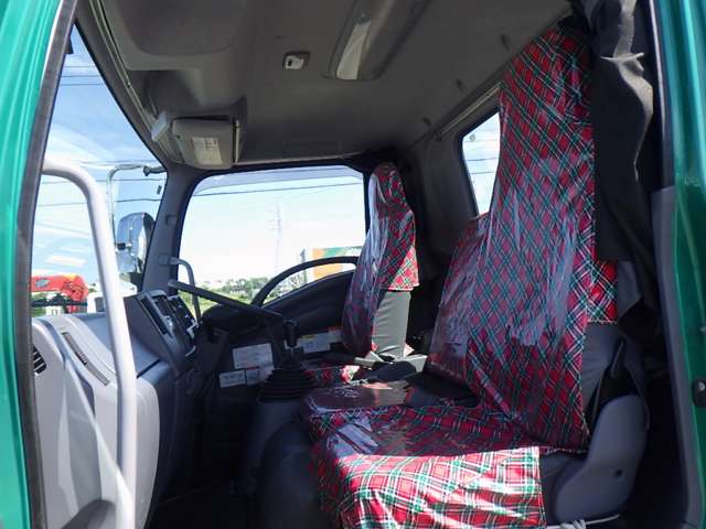 Isuzu Forward 12