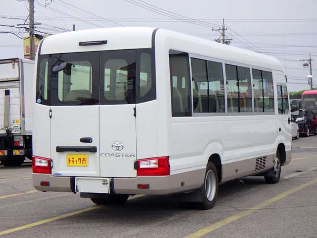 Toyota Coaster 9