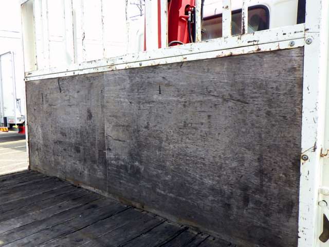 Hino Ranger 12