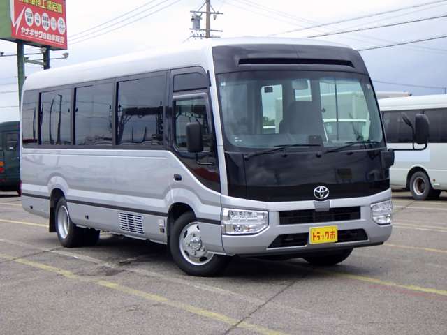 Toyota Coaster 12