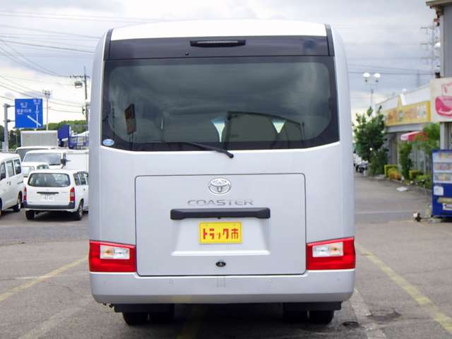 Toyota Coaster 9