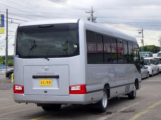 Toyota Coaster 10