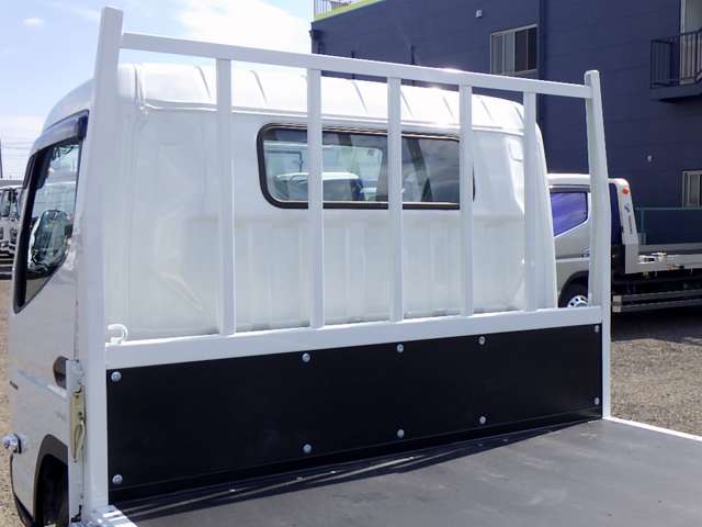Mitsubishi Fuso Canter 11