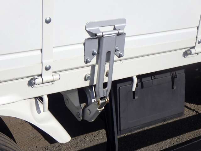 Isuzu Forward 12