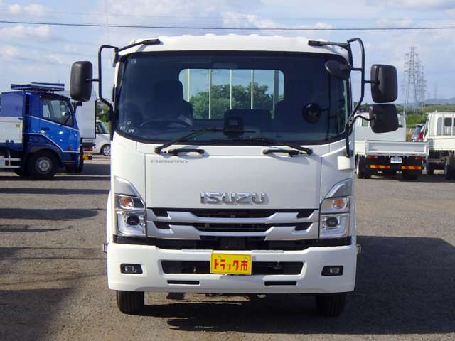 Isuzu Forward 5