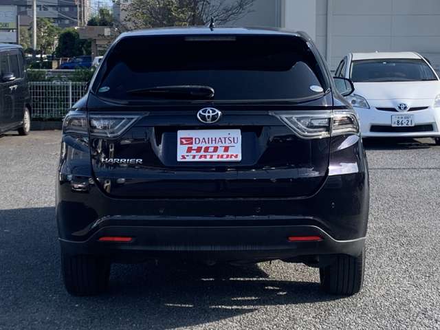 Toyota Harrier 5