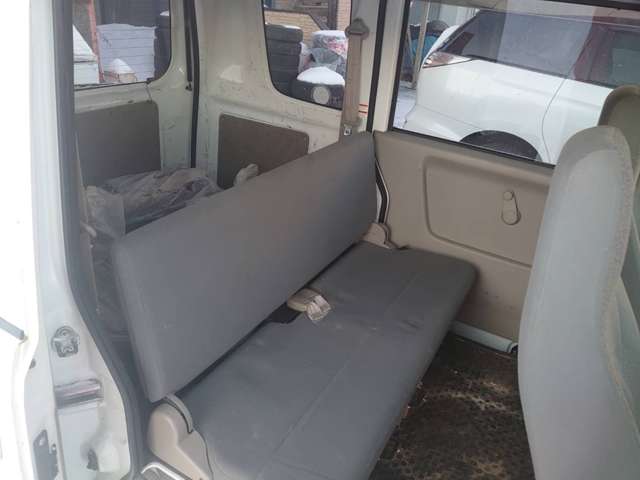 Suzuki Every 12