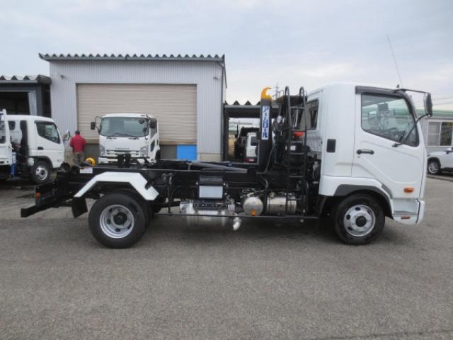 Mitsubishi Fuso Fighter 8