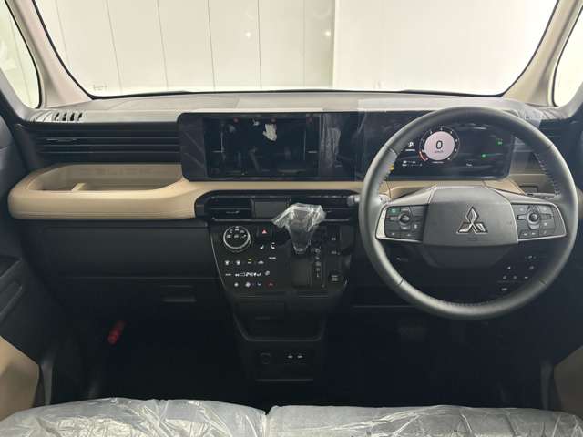 Mitsubishi Delica Mini 2
