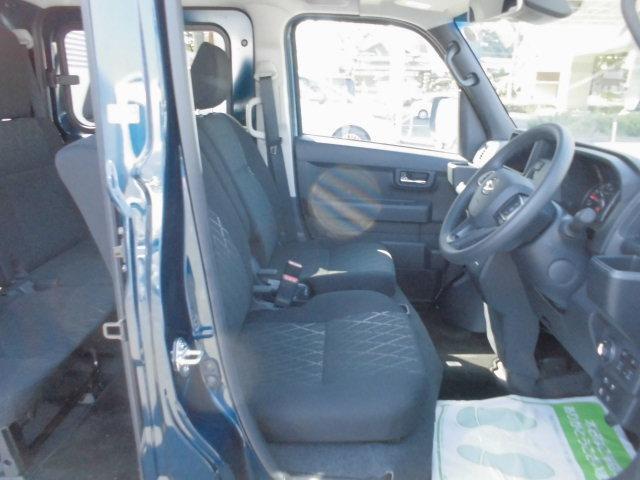 Daihatsu Atrai 12