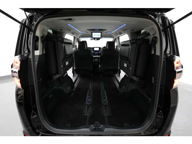 Toyota Vellfire 10