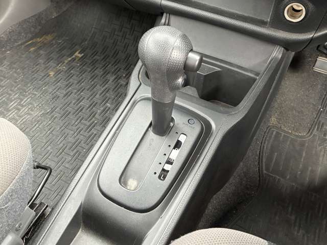Nissan NV150 AD 11