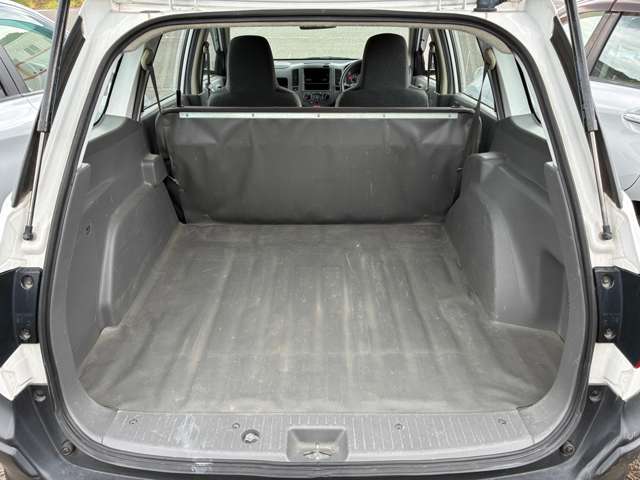 Nissan NV150 AD 8