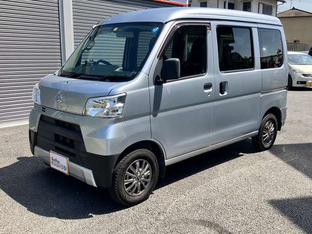 Daihatsu Hijet Cargo 10