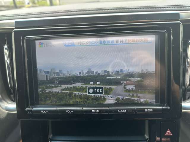 Toyota Vellfire 6