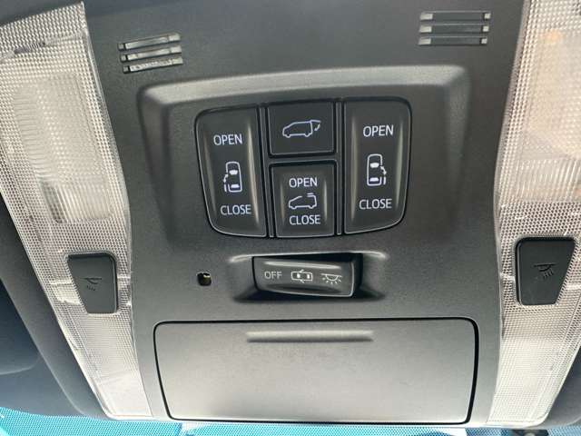 Toyota Vellfire 8