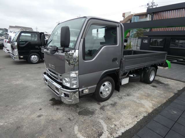Isuzu Elf 4