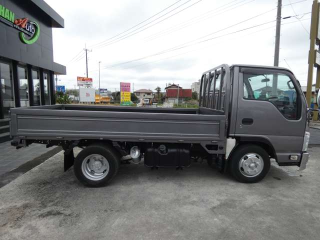 Isuzu Elf 6