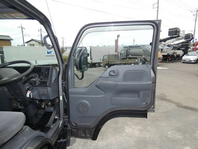 Isuzu Elf 11