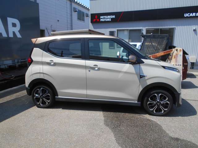 Mitsubishi eK X EV 3