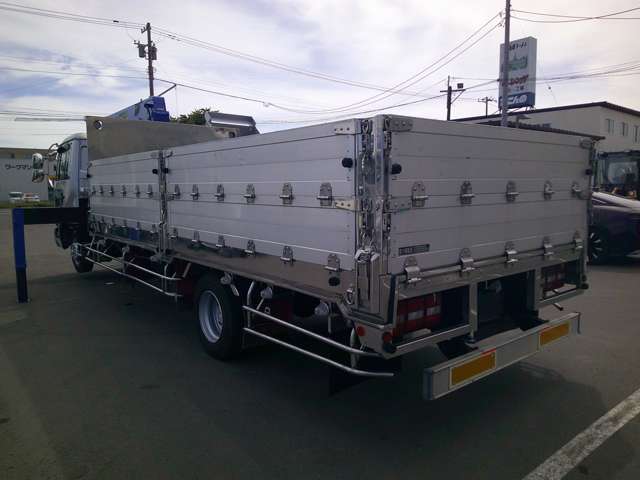 Nissan Condor 5