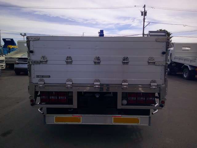 Nissan Condor 6