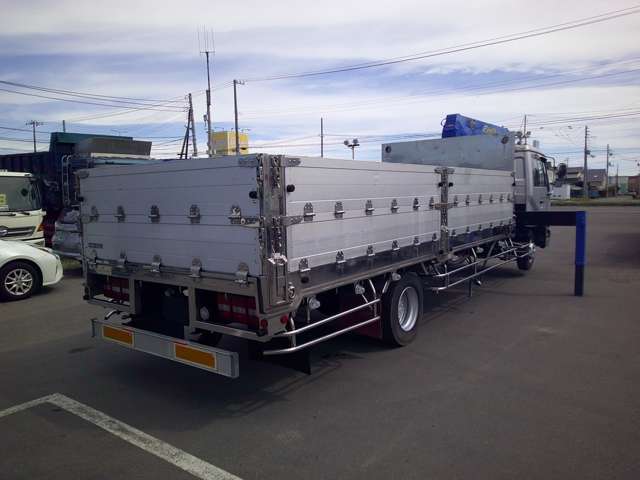Nissan Condor 7