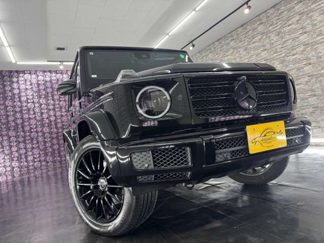 Mercedes-Benz G-Class 8