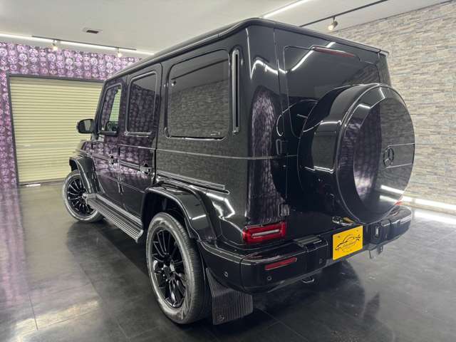 Mercedes-Benz G-Class 9