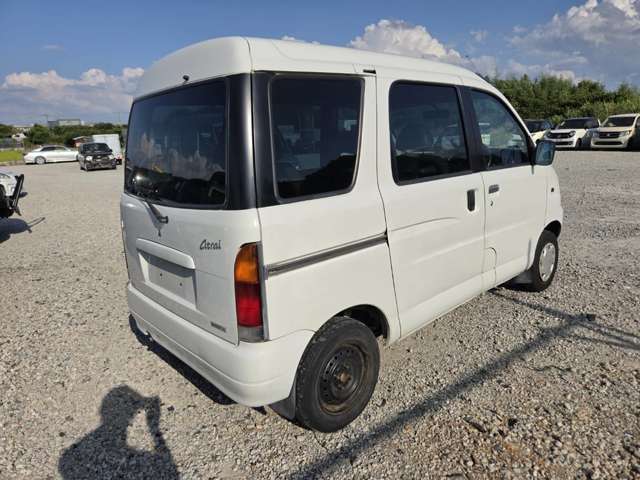 Daihatsu Atrai 9