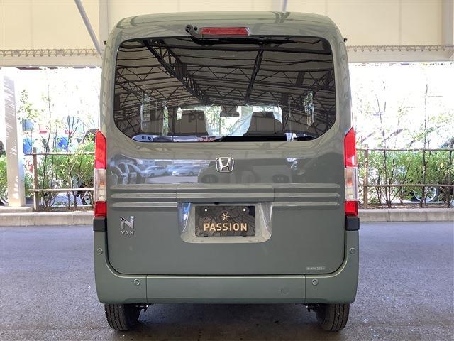 Honda N-VAN 10