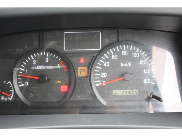 Isuzu Elf 9