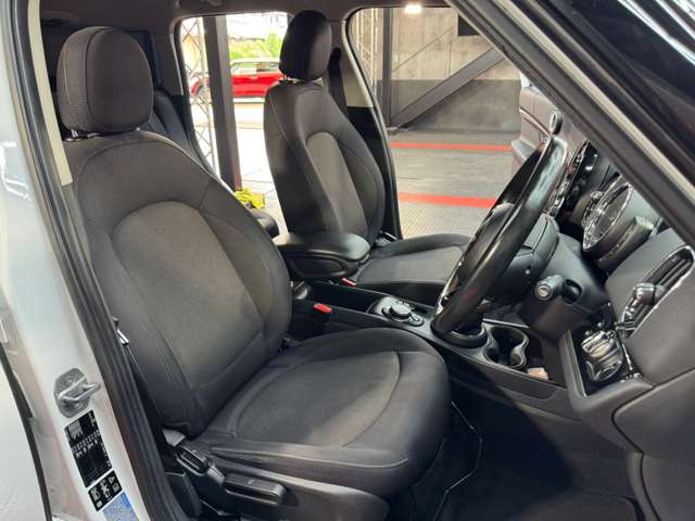 MINI Crossover 12