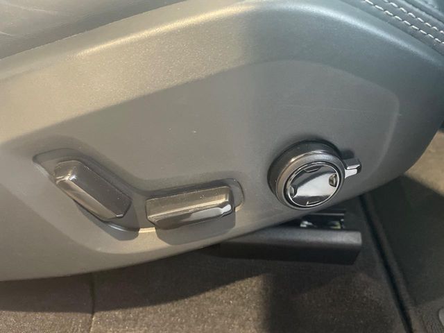 Volvo XC60 11