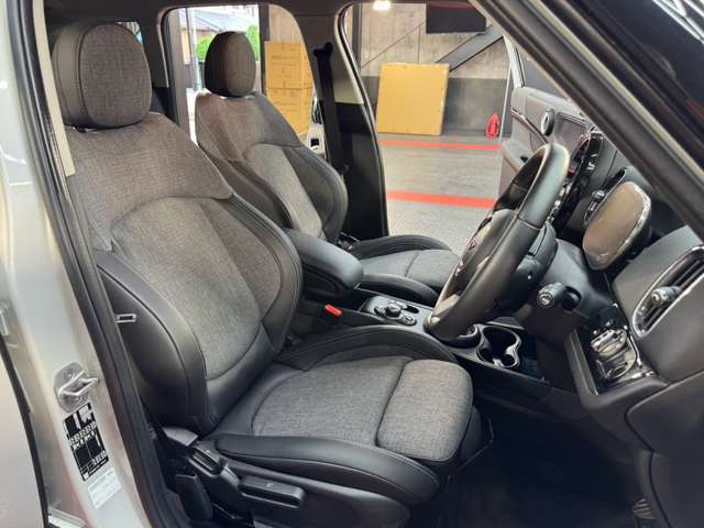 MINI Crossover 12