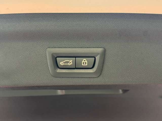 MINI Crossover 9