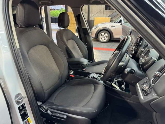 MINI Crossover 12