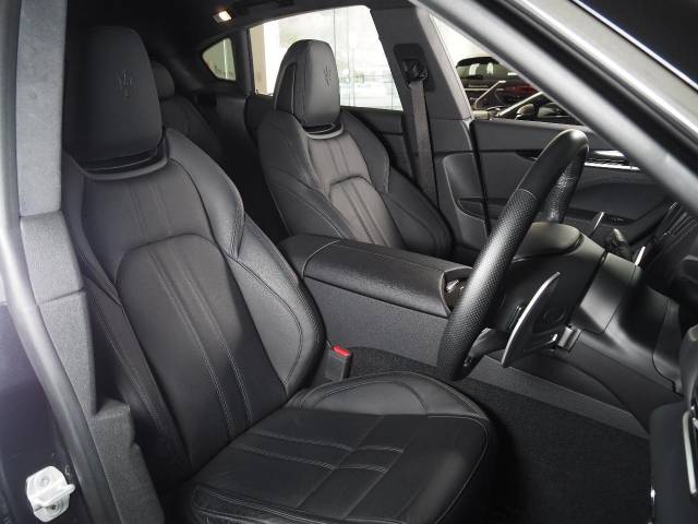 Maserati Levante 6