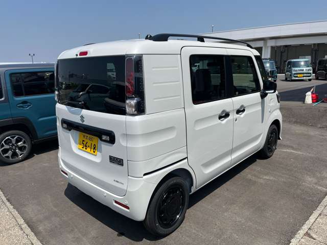 Suzuki Spacia Base 4