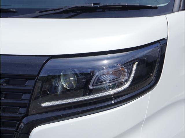 Suzuki Spacia Base 12