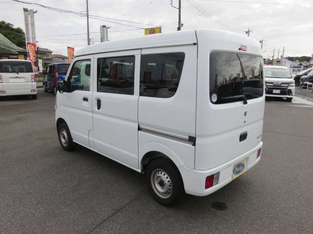 Suzuki Every 11