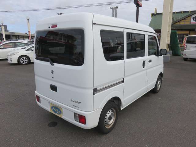 Suzuki Every 9