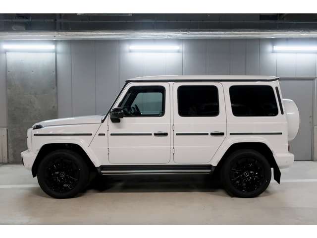 Mercedes-Benz G-Class 8