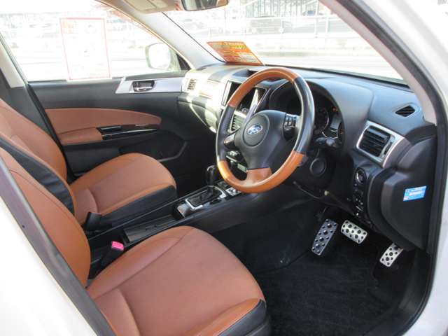 Subaru Exiga Crossover7 10